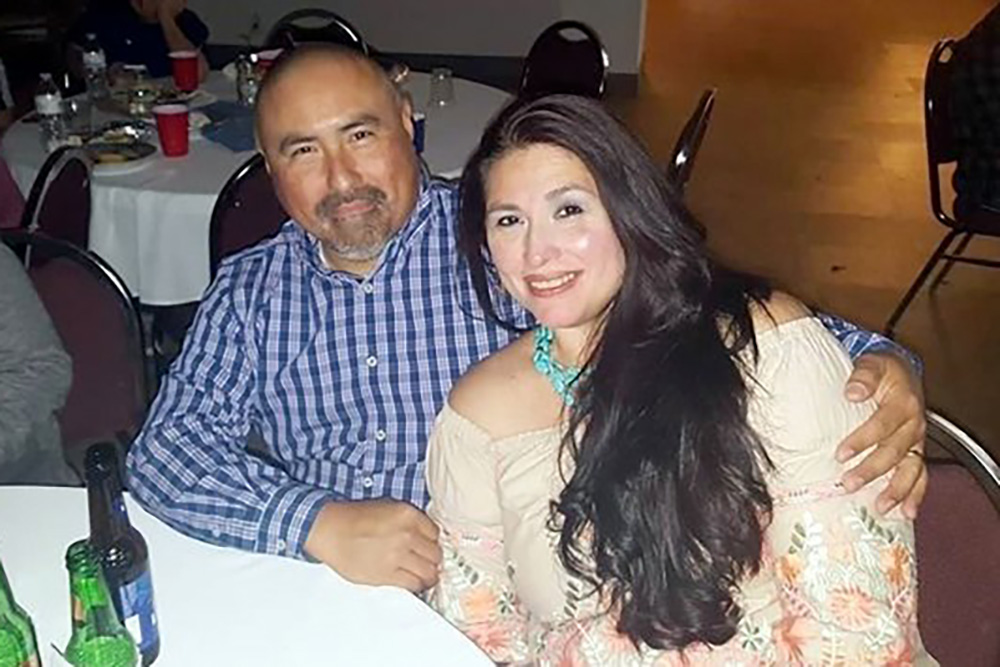 No soportó perderla: Murió por infarto esposo de maestra asesinada en Texas