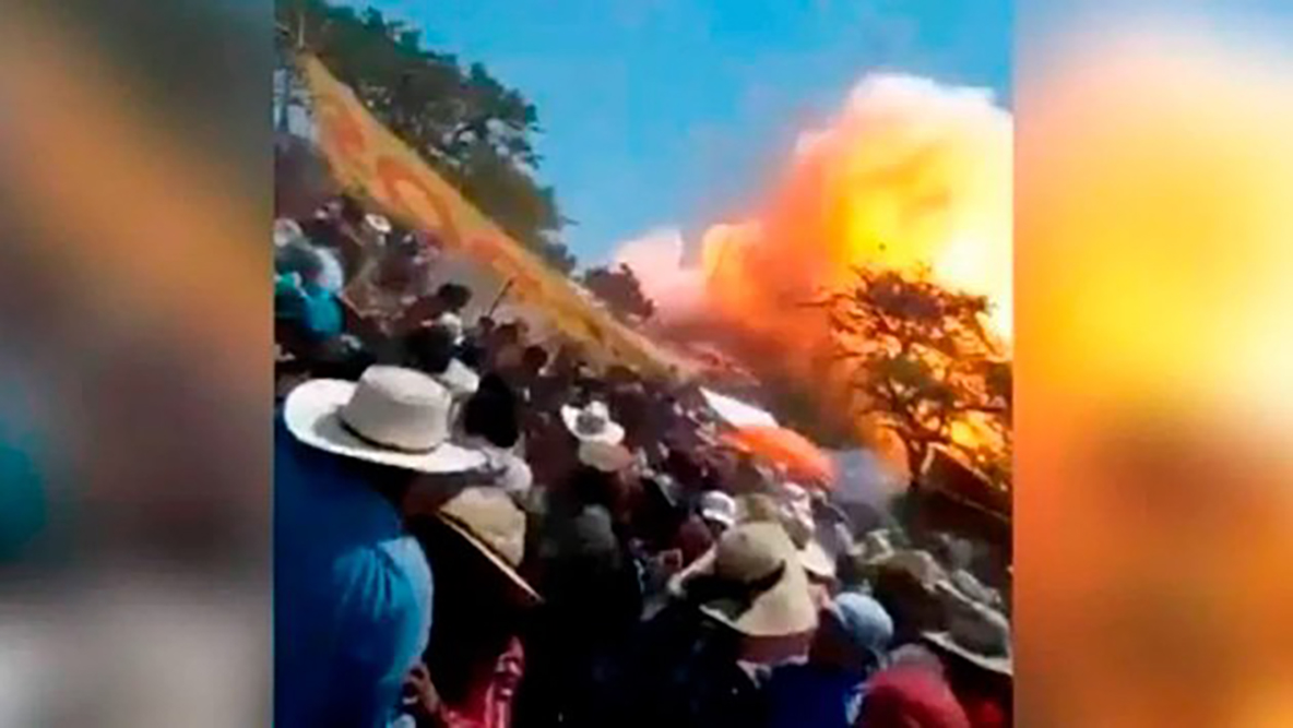 VIDEO: Explosión de pirotecnia en fiesta patronal en Hidalgo deja 15 heridos