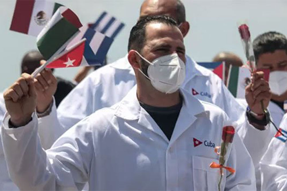 México contratará 500 médicos cubanos pese a estar catalogado como ‘trabajo forzoso’ por la ONU
