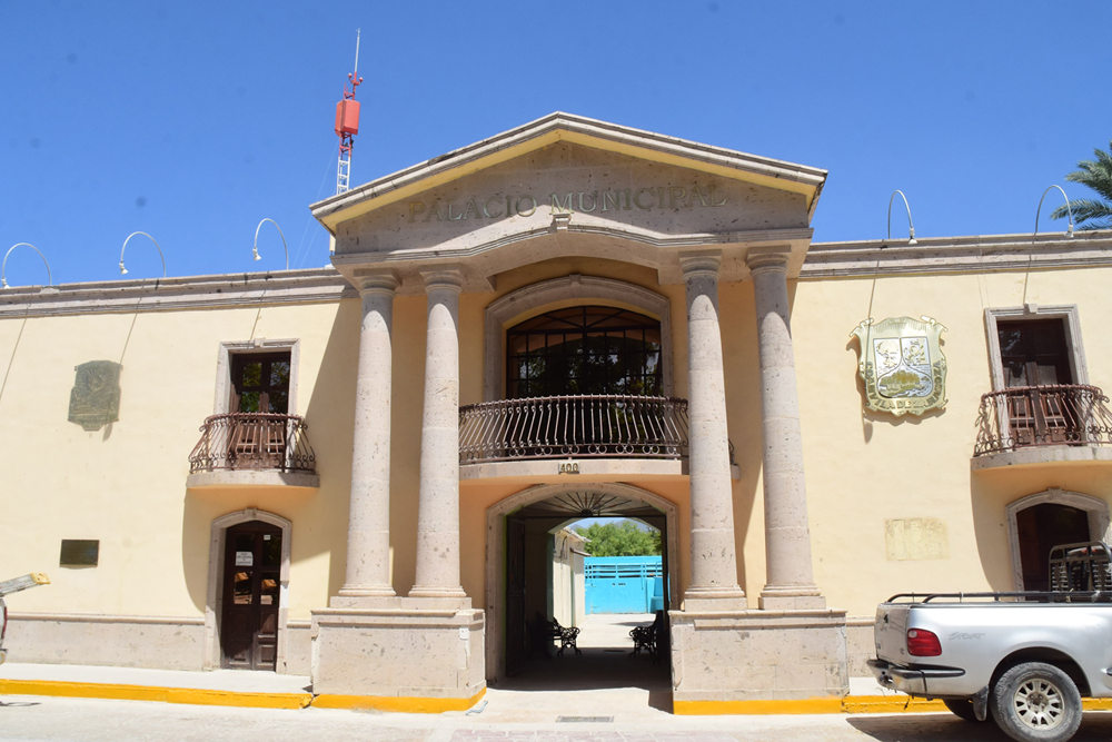 Ciudadanos de Candela buscan destituir a alcaldesa