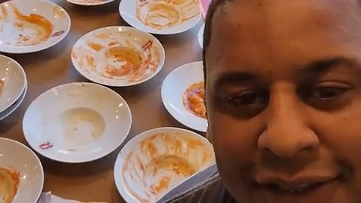 VIDEO: Hombre se come 15 platos en buffet y lo corren del restaurante