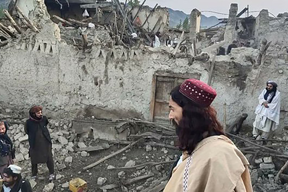 Elevan a 920 los muertos y 600 heridos por el terremoto de 5,9 grados en Afganistán