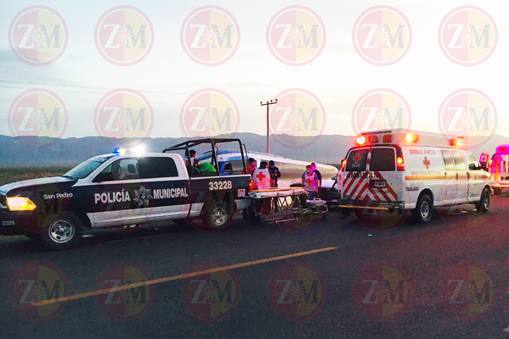 Deja siete lesionados fuerte accidente en carretera San Pedro-Cuatro Ciénegas.