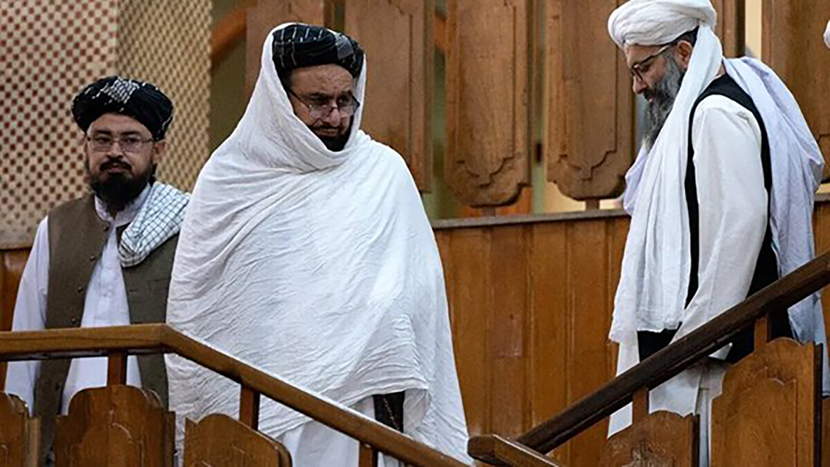 Talibanes impone la religión como materia obligatoria en universidades en Afganistán