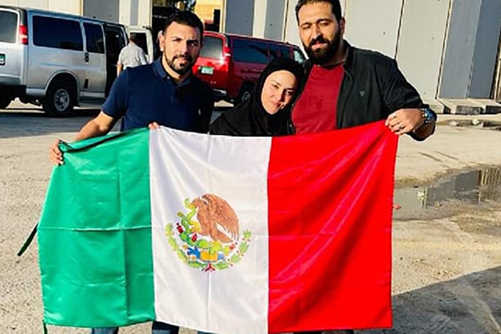 Mexicana Bárbara Lango sale de Gaza tras estar varada por la guerra; está en Egipto