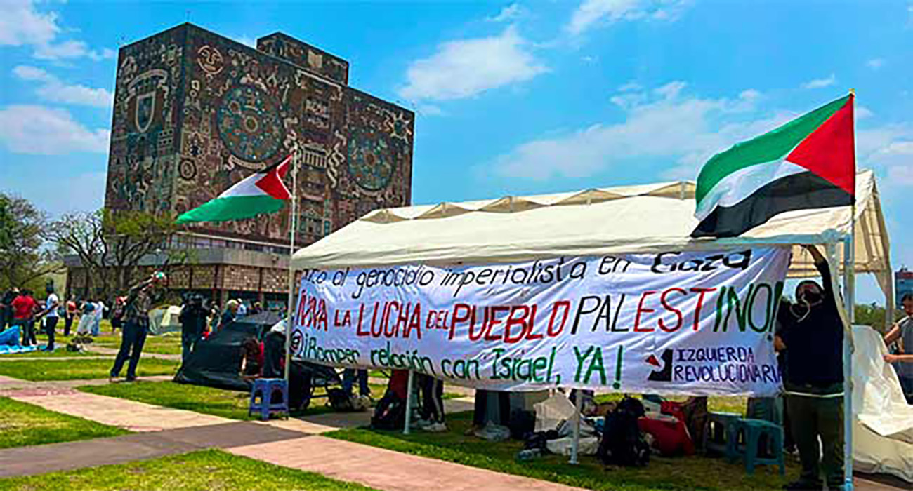 Estudiantes de UNAM instalan en ‘islas’ de CU campamento de apoyo a Palestina