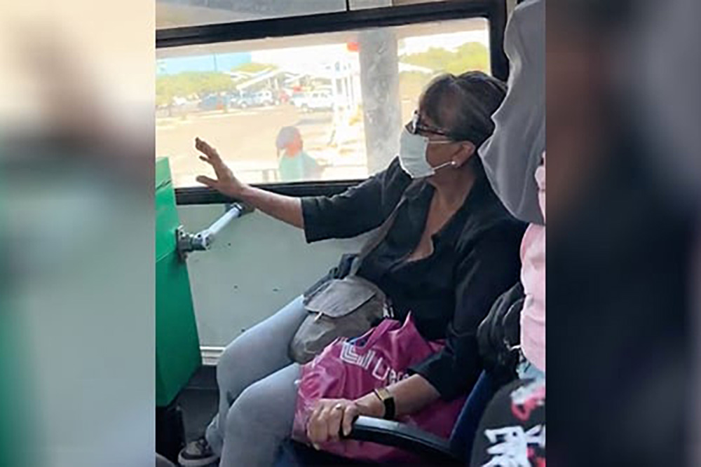 Exhiben a mujer en transporte público de Guadalajara, Jalisco que no dejó sentar a hombre convaleciente