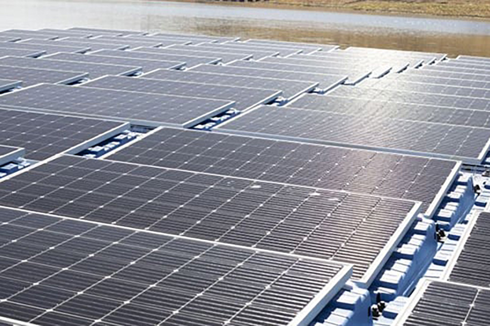 Instalaría CFE en Coahuila central solar flotante; sería vital para combate de sequía