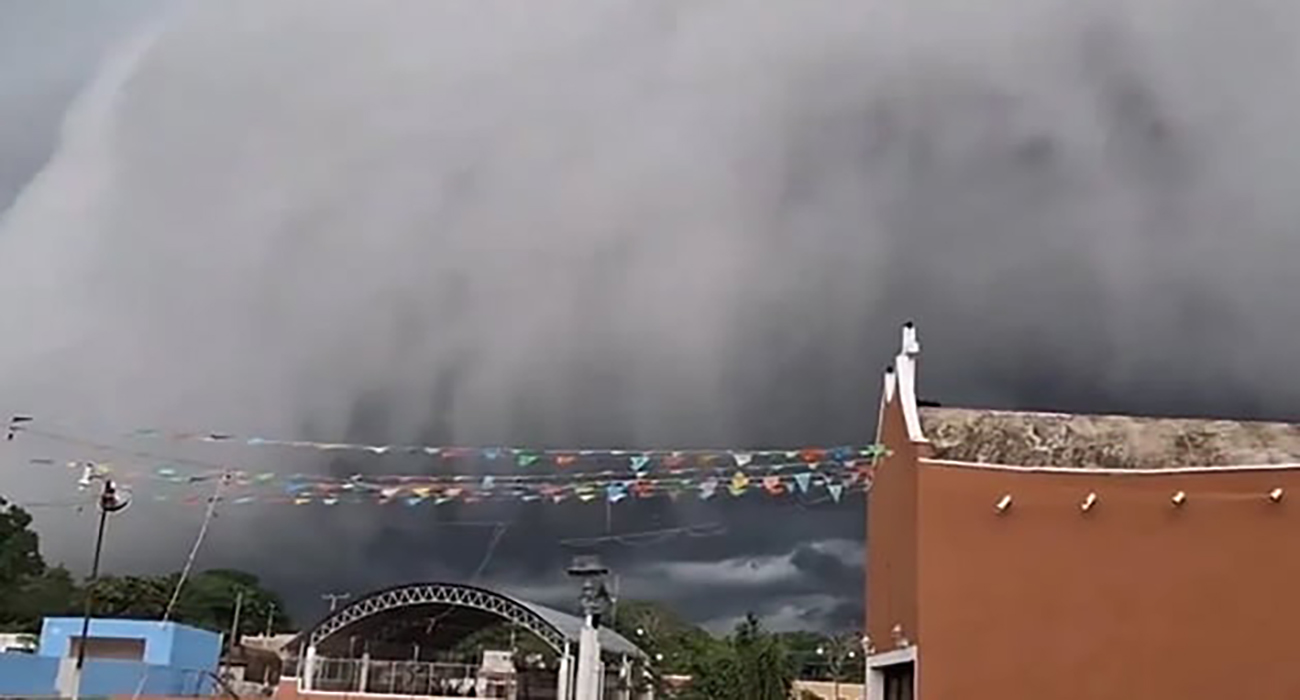 Video: Impresionante formación de nubes del Huracán Beryl en Yucatán atemoriza a los habitantes