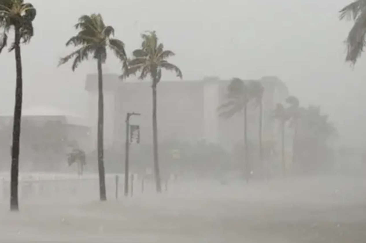 Huracán ‘Debby’ toca tierra en Florida; ésta es su trayectoria