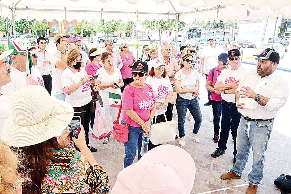 Asisten pocos a la protesta contra Sobrerrepresentación