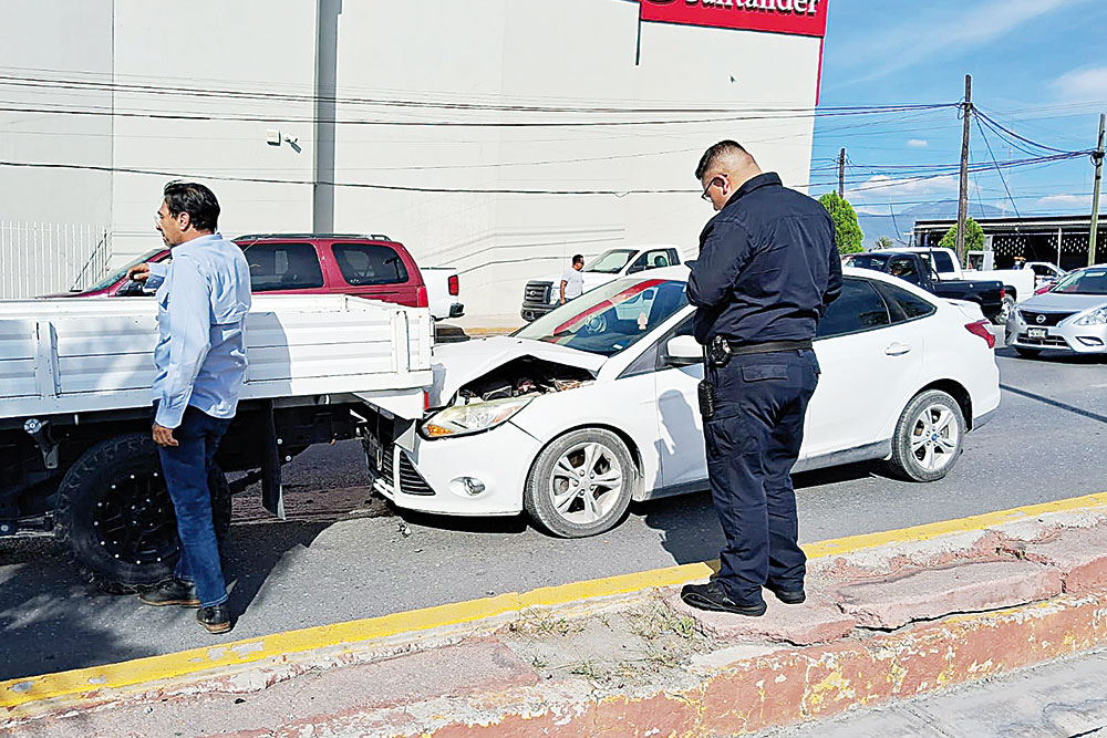 Causa percance en el bulevar Pape