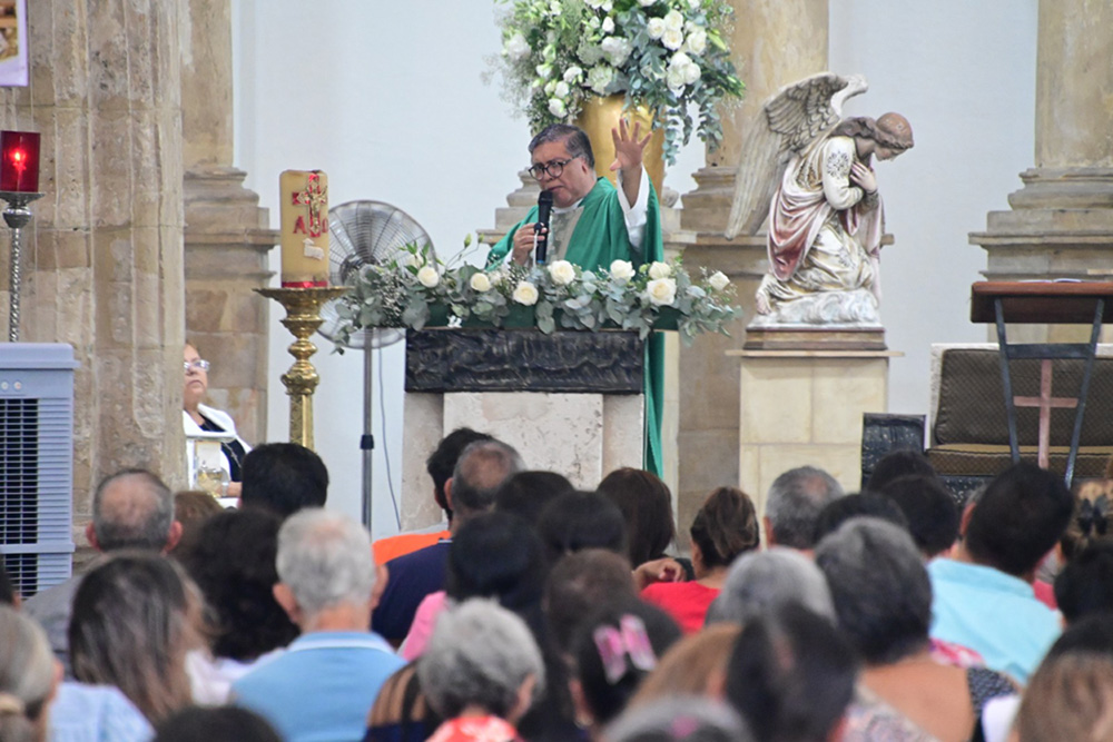 Padre Neri: quiebra de AHMSA, resultado de avaricia y soberbia