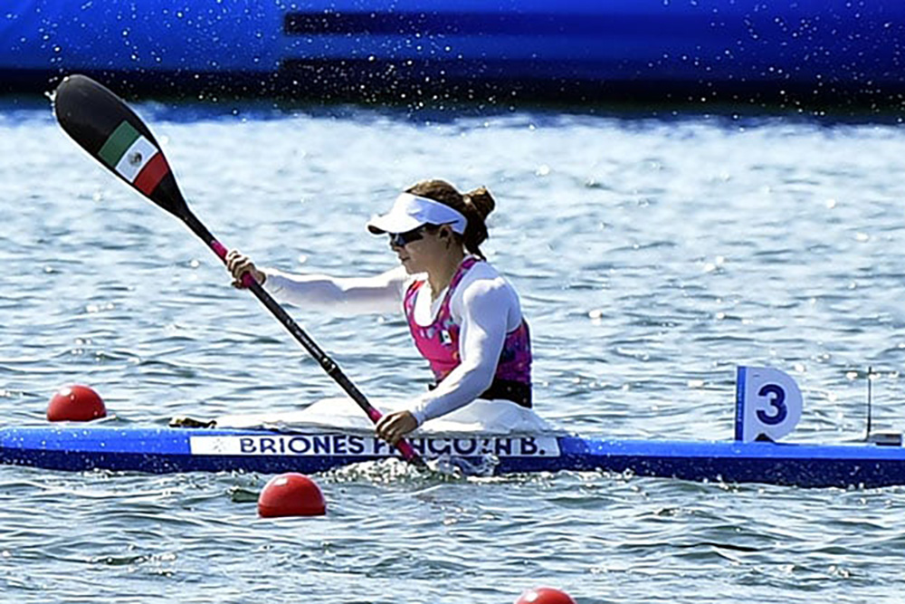 Beatriz Briones y Karina Alanís avanzan a Semifinales de kayak individual 500 m