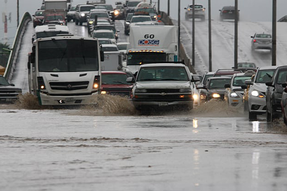 Fuertes lluvias amenazan hoy a Coahuila; riesgo latente en arroyos y bulevares