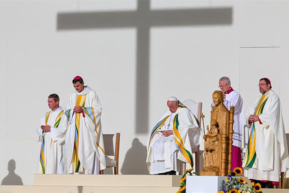 El papa Francisco exige a obispos que no cubran abusos y que se juzguen a abusadores