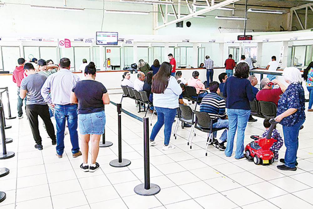 Autorizarían placas a 2 mil autos regularizados