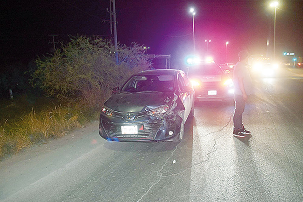 Se pasa el ‘rojo’; deja un herido